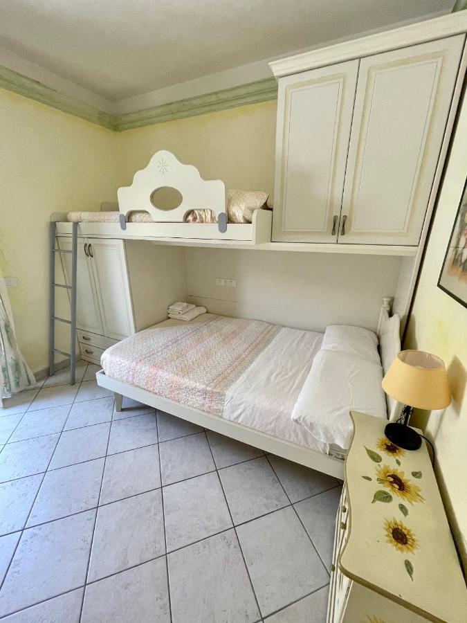 B&B Le Farfalle ปาเลา ภายนอก รูปภาพ
