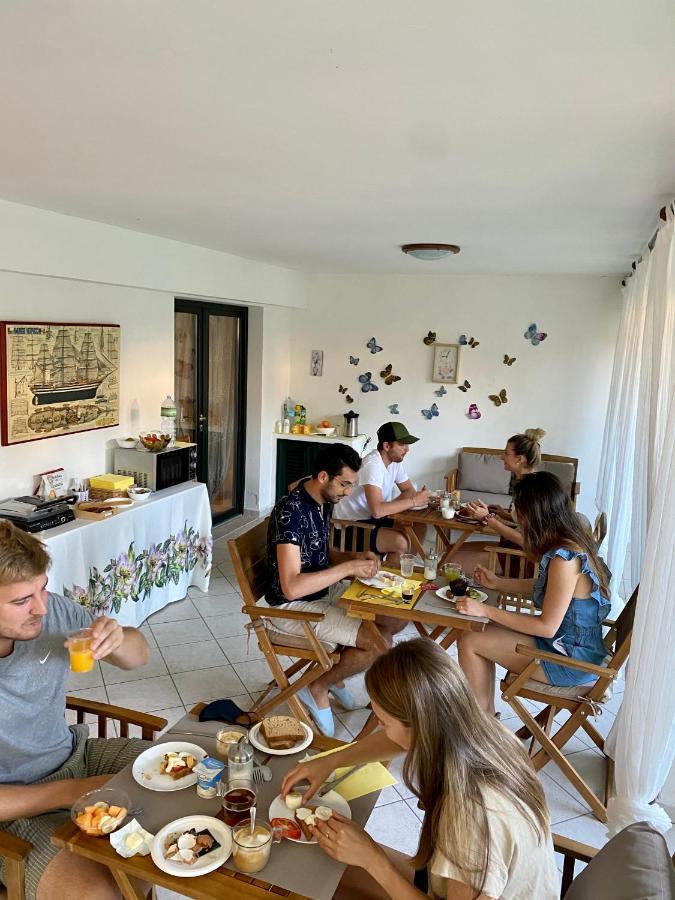B&B Le Farfalle ปาเลา ภายนอก รูปภาพ